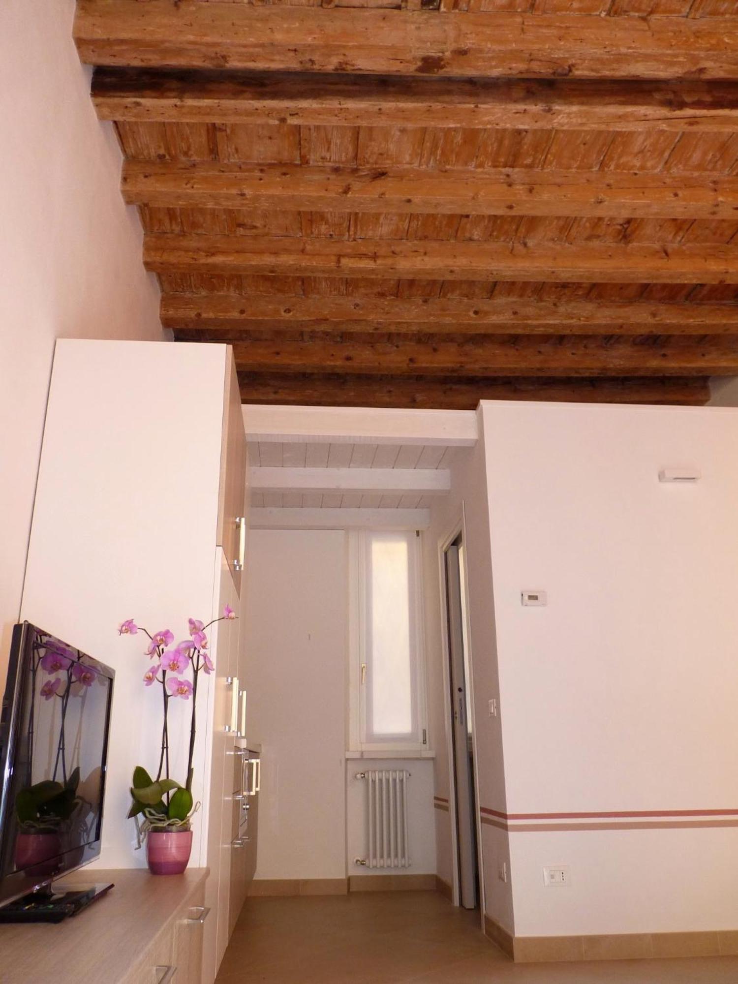 Flora Inn, Super Sweet - Centro Apartment *